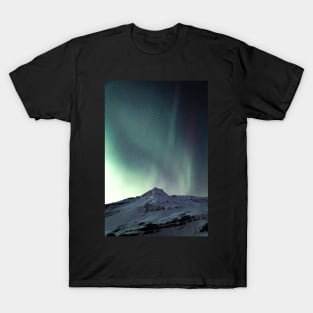 Aurora Borealis Northern Lights Night Sky in Winter Iceland T-Shirt